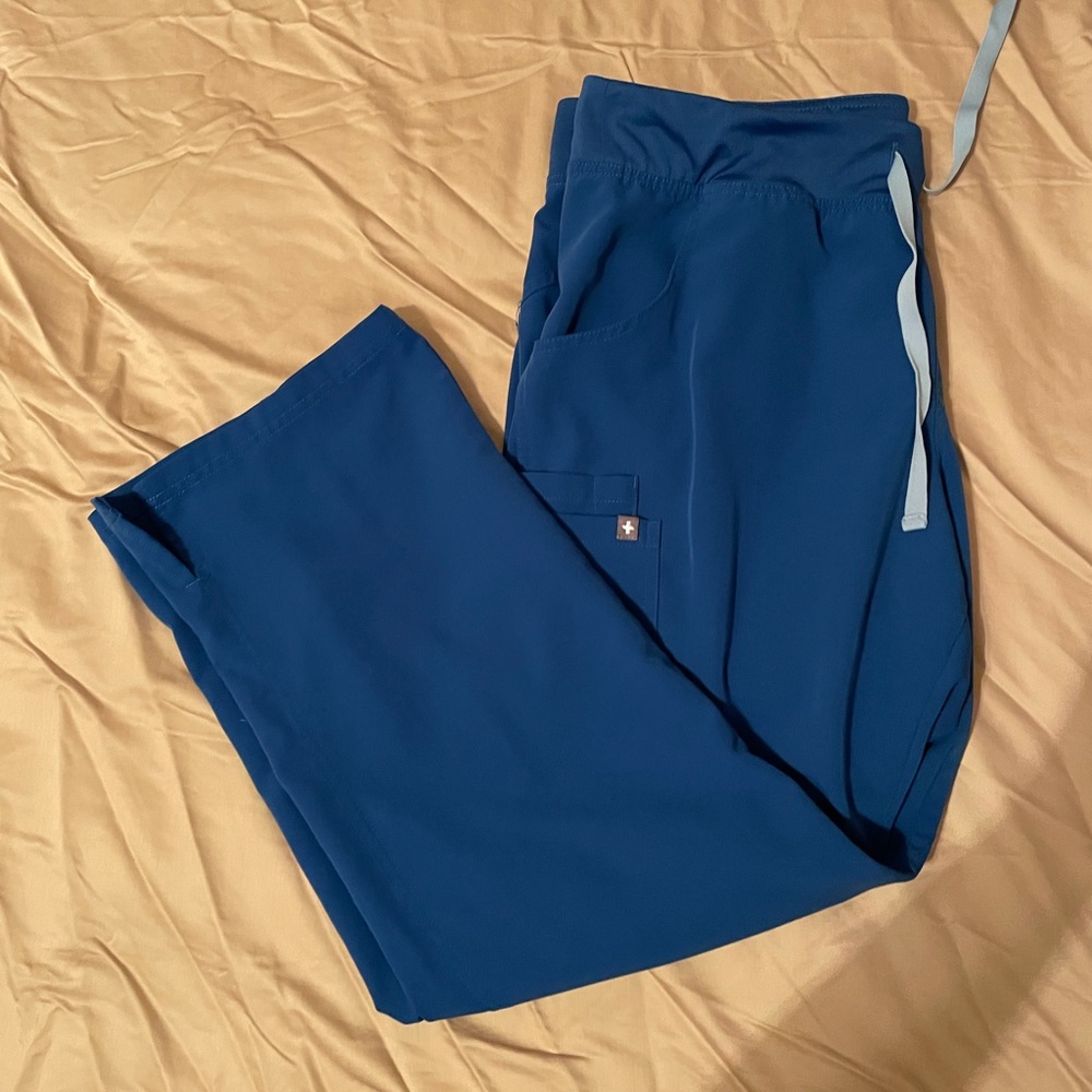 FIGS Kade Cargo Scrub Pants